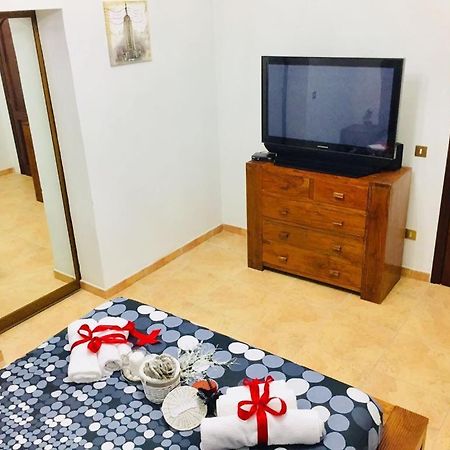 Decimomannu Il Mandarino Bed & Breakfast エクステリア 写真